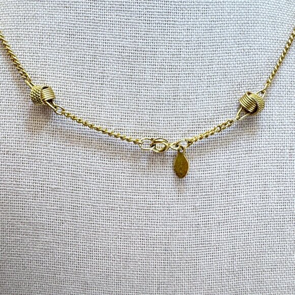 VTG Gold Tone Interlocking Knot Chain Station Necklace Size 17" Length - Picture 4 of 10